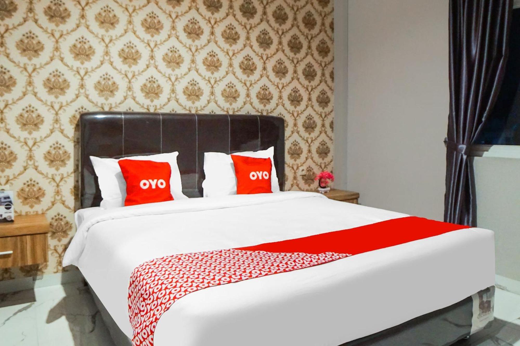 Super Oyo Capital O 92066 Papakoel Hotel & Cafe Medan Exteriér fotografie
